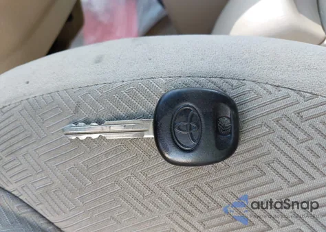 2001 Toyota Highlander из США, поврежденный, VIN JTEHD21A210002498